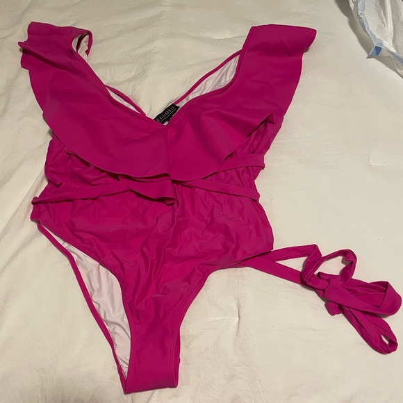 NWT Eloquii one piece swimsuit - Picture 2 of 3